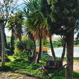 Chalet Brujas, Sanlúcar la Mayor